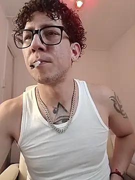 Snapshot of TitanNoir chatting on March 9, 2026, 9:13 am TitanNoir online show from March 9, 2026, 9:13 am