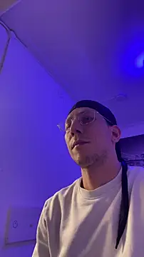 Snapshot of TitanNoir chatting on April 12, 2026, 10:24 pm TitanNoir online show from April 12, 2026, 10:24 pm