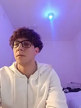 Snapshot of TitanNoir chatting on March 14, 2026, 11:38 am TitanNoir online show from March 14, 2026, 11:38 am