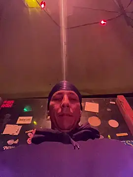 Snapshot of TitanNoir chatting on March 28, 2026, 10:33 pm TitanNoir online show from March 28, 2026, 10:33 pm