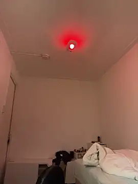 Snapshot of TitanNoir chatting on March 30, 2026, 7:43 am TitanNoir online show from March 30, 2026, 7:43 am