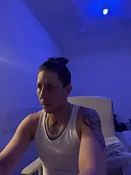 Snapshot of TitanNoir chatting on March 17, 2026, 10:13 pm TitanNoir online show from March 17, 2026, 10:13 pm