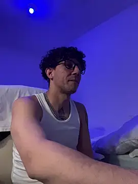 Snapshot of TitanNoir chatting on March 20, 2026, 6:53 pm TitanNoir online show from March 20, 2026, 6:53 pm