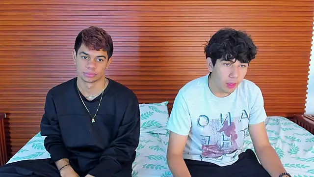 Snapshot of peakk_twiinns chatting on March 28, 2026, 12:17 pm peakk twiinns online show from March 28, 2026, 12:17 pm