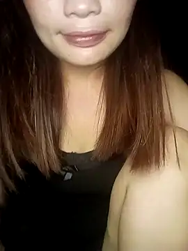 Snapshot of -Tristina- chatting on June 16, 2026, 6:52 pm -Tristina- online show from June 16, 2026, 6:52 pm