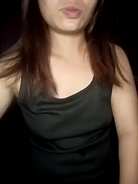 Snapshot of -Tristina- chatting on June 17, 2026, 7:57 pm -Tristina- online show from June 17, 2026, 7:57 pm