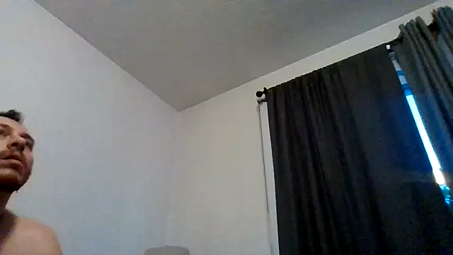 Snapshot of TallHungandCloudy69 chatting on March 18, 2026, 1:57 pm TallHungandCloudy69 online show from March 18, 2026, 1:57 pm