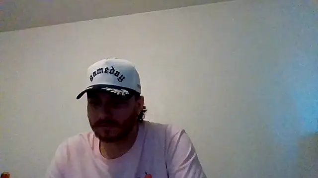 Snapshot of TallHungandCloudy69 chatting on April 7, 2026, 1:51 am TallHungandCloudy69 online show from April 7, 2026, 1:51 am