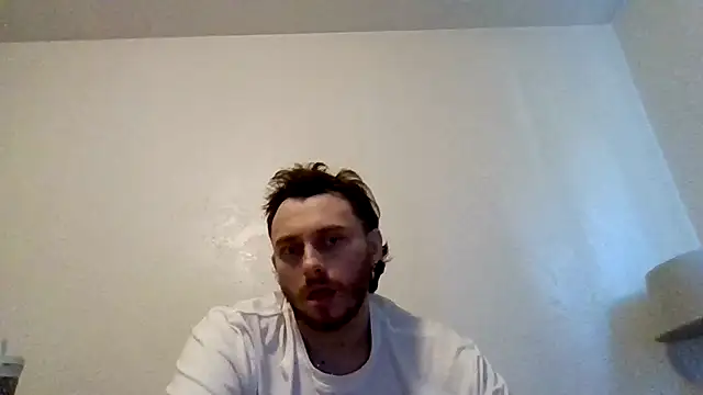 Snapshot of TallHungandCloudy69 chatting on April 16, 2026, 7:14 pm TallHungandCloudy69 online show from April 16, 2026, 7:14 pm