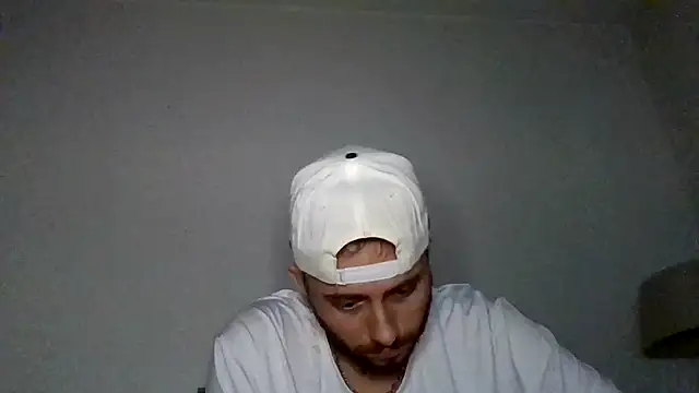Snapshot of TallHungandCloudy69 chatting on April 13, 2026, 10:41 am TallHungandCloudy69 online show from April 13, 2026, 10:41 am