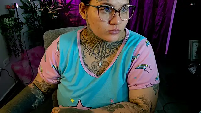 Tiffany valentineRay online show from March 2, 2026, 10:11 am