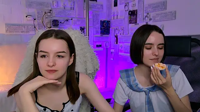 KellieBanshe online show from April 28, 2026, 5:01 am