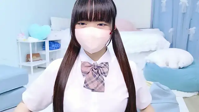 Snapshot of Hime_na chatting on April 12, 2026, 12:08 pm Hime na online show from April 12, 2026, 12:08 pm