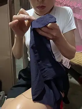 Mimi pussy online show from April 9, 2026, 6:52 am