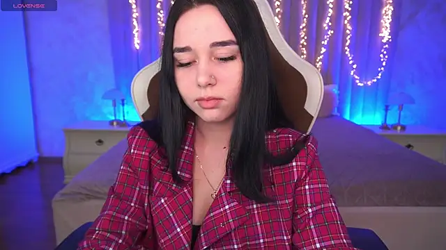 TorrySrar online show from March 26, 2026, 8:51 pm