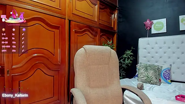 ebony katterin online show from March 7, 2026, 11:27 am