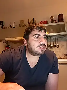 bear skinny online show from April 11, 2026, 12:07 am