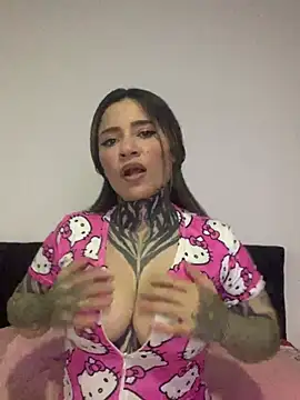 AlanaRoa  online show from July 29, 2026, 4:01 am