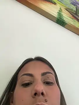 kifanyy online show from March 31, 2026, 7:16 pm