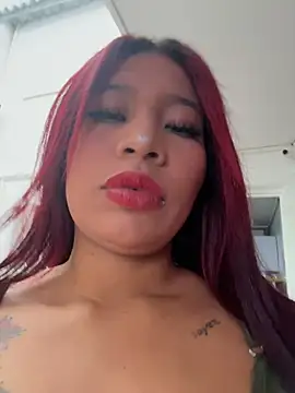 Snapshot of Cherry_Charlottee chatting on May 6, 2026, 7:51 pm Cherry Charlottee online show from May 6, 2026, 7:51 pm