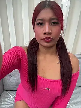 Cherry Charlottee online show from April 9, 2026, 7:31 pm