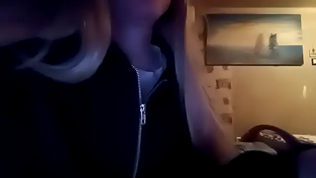 pinkpinkpinkpinkdoll online show from April 11, 2026, 7:50 pm