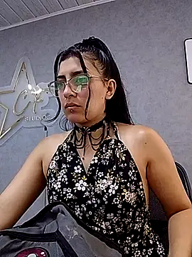 jaade doll online show from March 3, 2026, 2:24 pm