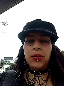 jaade doll online show from March 28, 2026, 1:23 pm