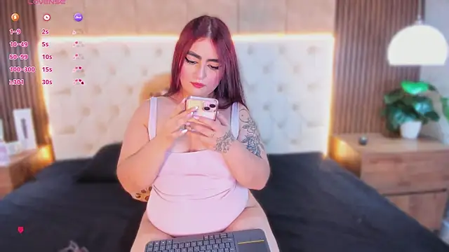 apriilfox online show from March 4, 2026, 3:14 am