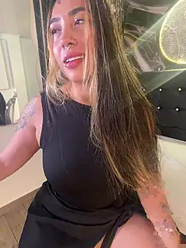 Snapshot of ManuelaVeeleez chatting on May 31, 2026, 3:45 am ManuelaVeeleez online show from May 31, 2026, 3:45 am