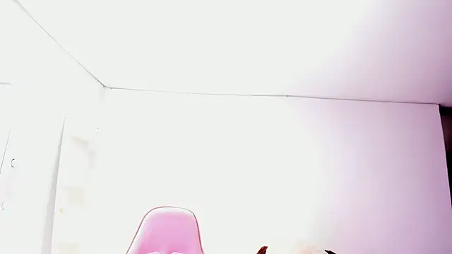 KoralCruz  online show from March 9, 2026, 2:31 pm