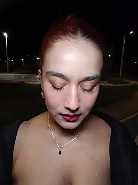Snapshot of isabella_ferrer99 chatting on May 17, 2026, 5:07 am isabella ferrer99 online show from May 17, 2026, 5:07 am