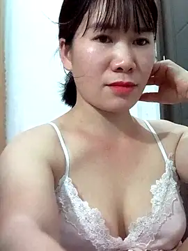 Snapshot of Bondgirl_9 chatting on June 2, 2026, 4:07 pm Bondgirl 9 online show from June 2, 2026, 4:07 pm