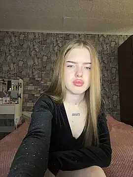 KayShaw online show from April 2, 2026, 4:30 am