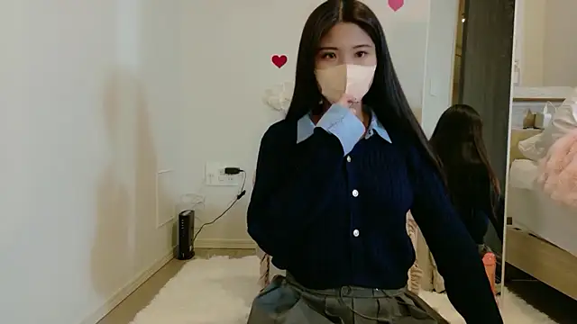 Snapshot of seinachan_v chatting on March 21, 2026, 1:48 pm seinachan v online show from March 21, 2026, 1:48 pm