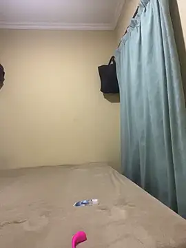 Alex julez online show from April 20, 2026, 4:52 pm