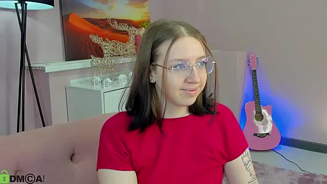 maxinemouse online show from March 7, 2026, 11:59 am