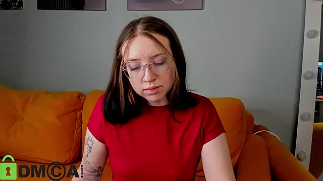 maxinemouse online show from March 12, 2026, 12:20 pm