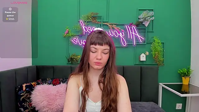 Snapshot of AgnesBeautiful chatting on April 1, 2026, 1:51 am AgnesBeautiful online show from April 1, 2026, 1:51 am