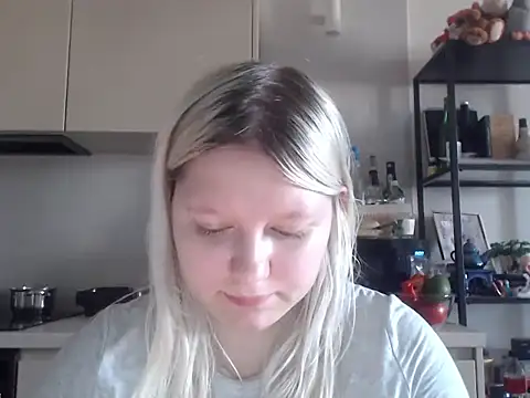 Snapshot of LenaSecret19 chatting on June 23, 2026, 5:38 am LenaSecret19 online show from June 23, 2026, 5:38 am