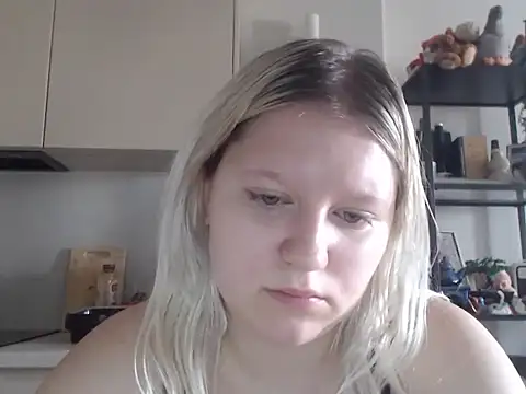 Snapshot of LenaSecret19 chatting on June 29, 2026, 5:36 am LenaSecret19 online show from June 29, 2026, 5:36 am