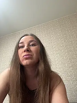 Snapshot of sweetie_El chatting on May 28, 2026, 9:06 am sweetie El online show from May 28, 2026, 9:06 am
