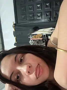 Nicole Cute04 online show from March 10, 2026, 3:32 am