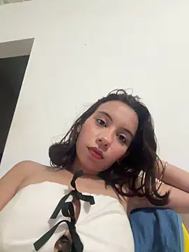 Nicole Cute04 online show from March 5, 2026, 12:07 am