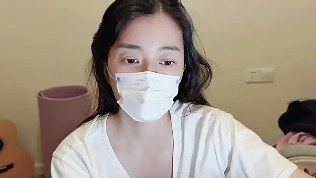 jinxiyao01 online show from May 7, 2026, 3:15 pm