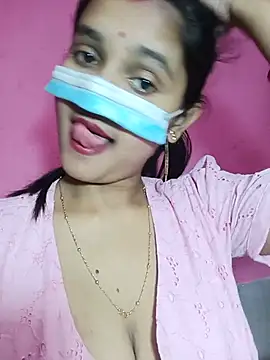 Sexy Sonniyaa online show from May 31, 2026, 7:03 am