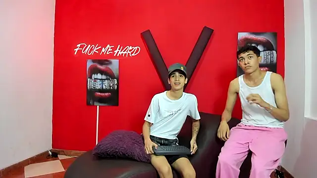 SKYN MAN online show from March 15, 2026, 3:02 am