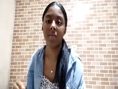 HermaKaemmerling online show from March 9, 2026, 3:04 pm