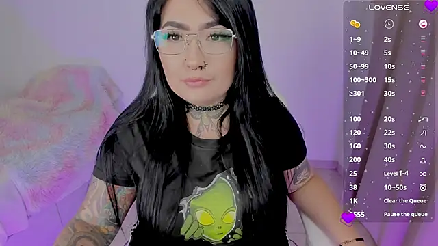 Snapshot of heeyy_kitty chatting on May 16, 2026, 8:52 pm heeyy kitty online show from May 16, 2026, 8:52 pm