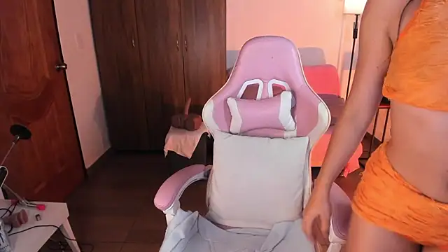 hi kiittyy online show from March 19, 2026, 9:53 am